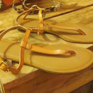 OLD NAVY LEATHER STRAPPY SANDALS SIZE 8